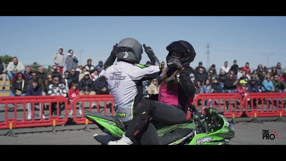 SHOW JUANAN DEL FRESNO & MERI BERNAL